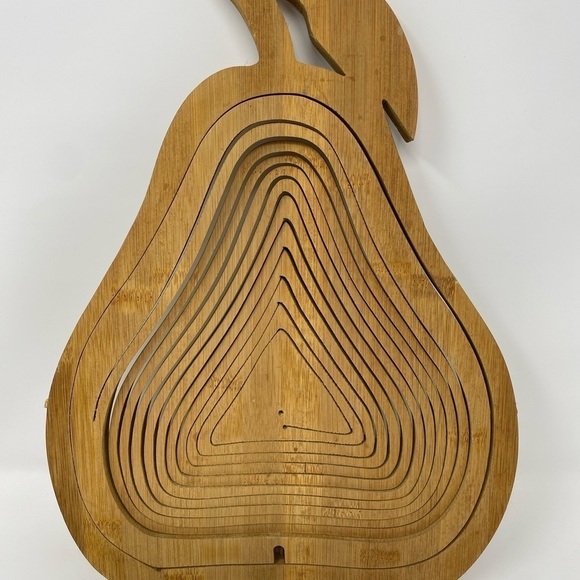 Collapsible Pear Shaped Spiral Cut Bamboo Fruit Basket Charcuterie Board Trivet - Picture 4 of 9